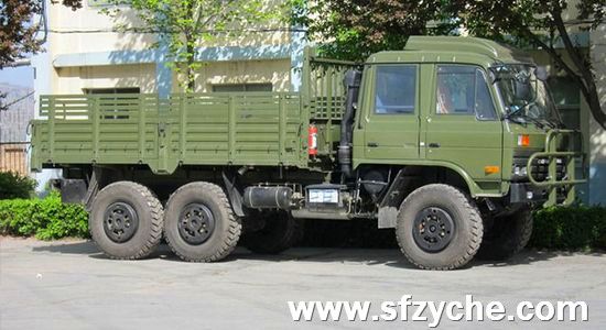 東風牌EQ2162NS型越野汽車