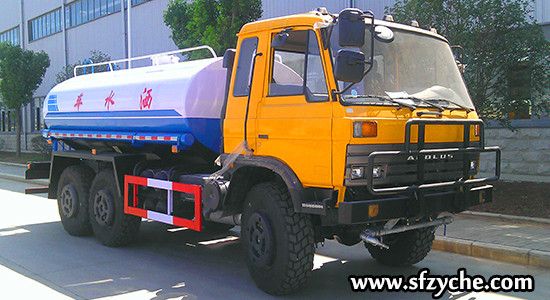 東風(fēng)六驅(qū)沙漠綠化車