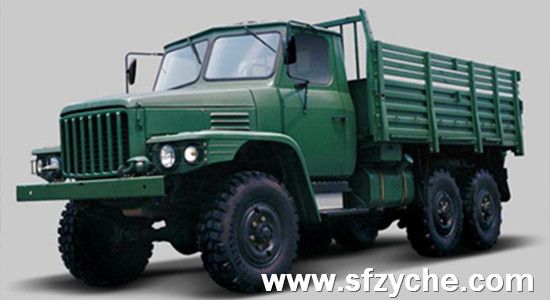 東風240軍車EQ2082E6D