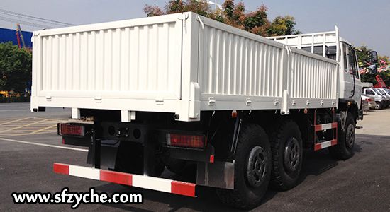 東風(fēng)六驅(qū)特種工程作業(yè)車