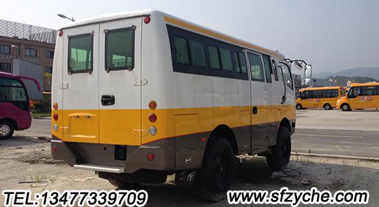 東風(fēng)四驅(qū)物探車EQ6600ZT型四驅(qū)客車