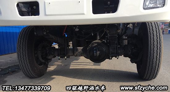 東風(fēng)小霸王四驅(qū)灑水車