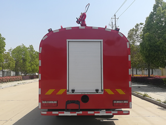 東風(fēng)新款六驅(qū)越野森林消防車