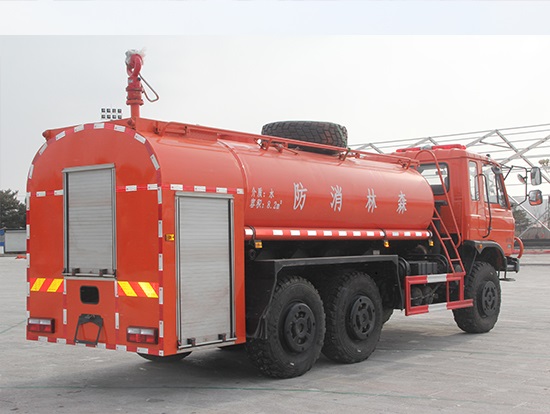 東風老款六驅(qū)越野8方消防灑水車
