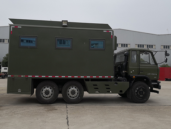 多士星牌JHW5100XCCE型六驅越野餐車