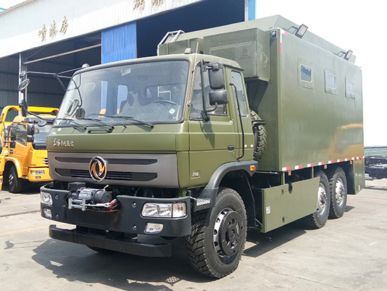 東風(fēng)六驅(qū)越野自行式炊事車