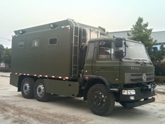 東風(fēng)六驅(qū)越野自行式炊事車