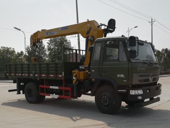 東風國五四驅越野隨車吊